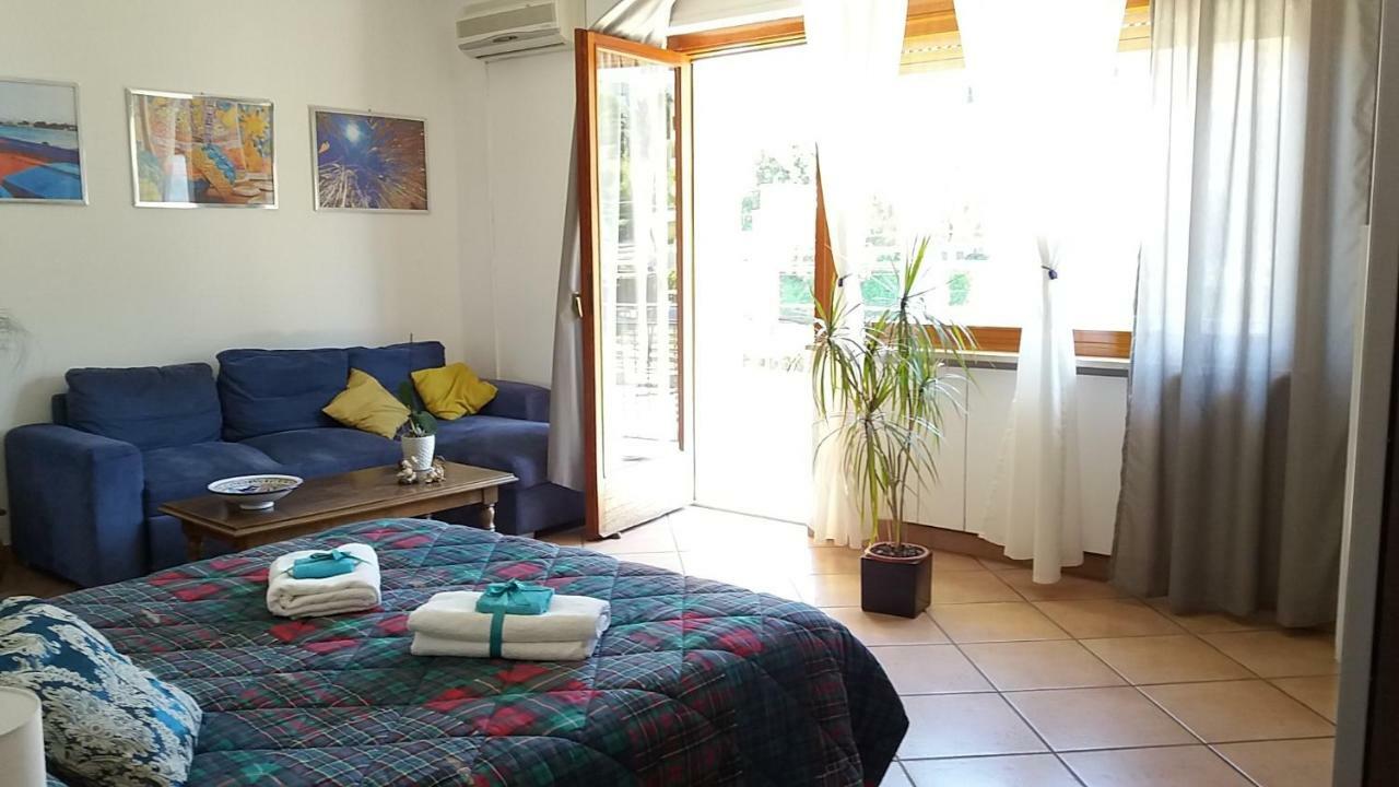 Mia Guesthouse 切法卢 外观 照片