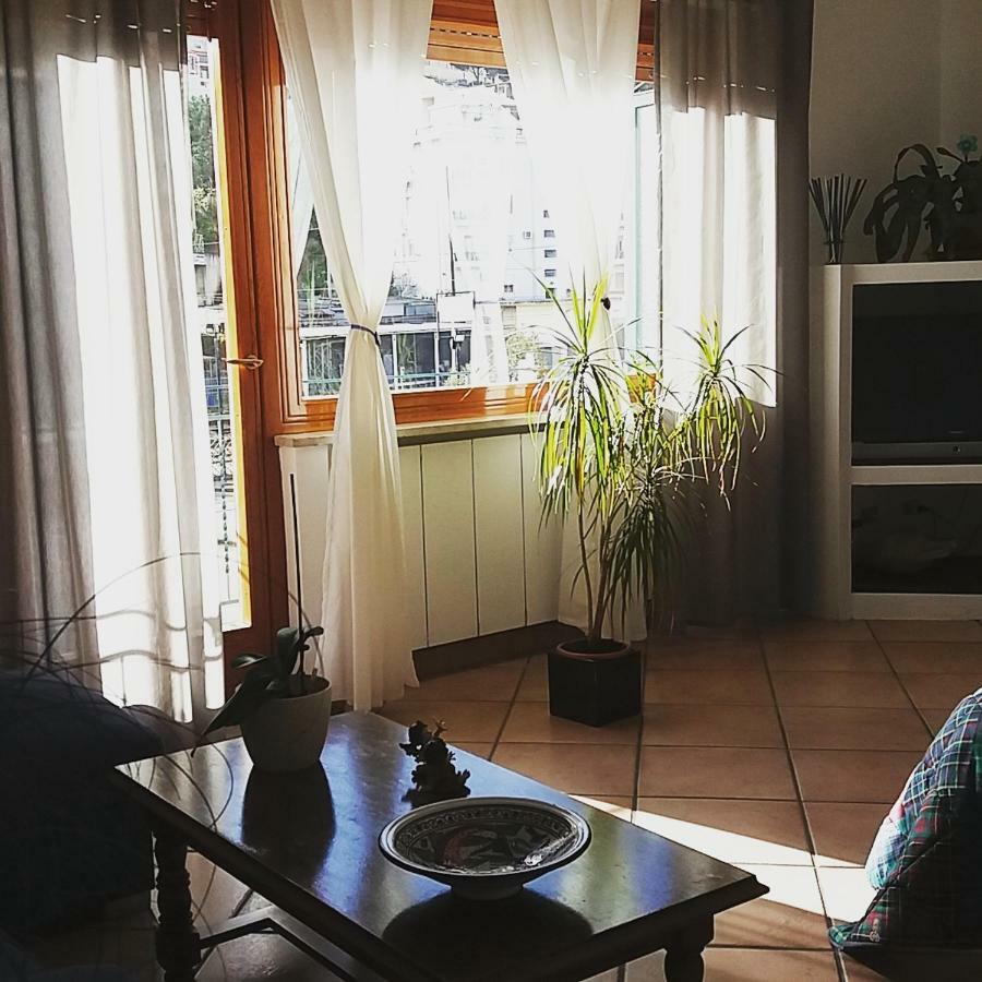 Mia Guesthouse 切法卢 外观 照片